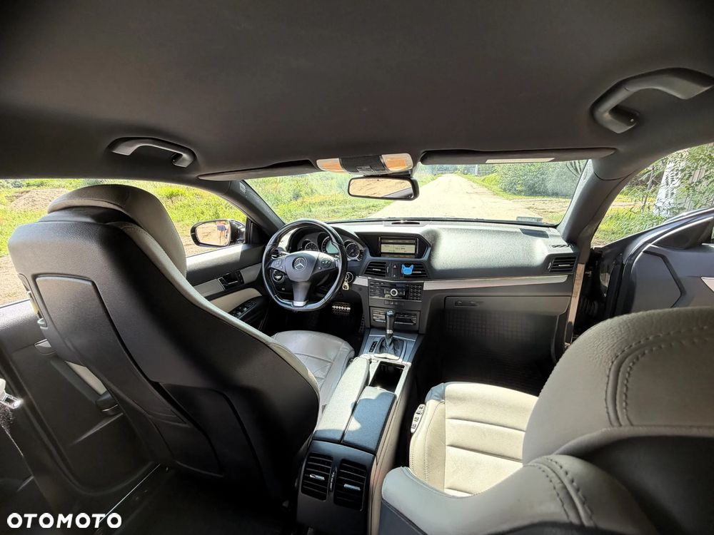 Mercedes-Benz Klasa E 250 CDI DPF BlueEFFICIENCY Automatik Elegance - 29