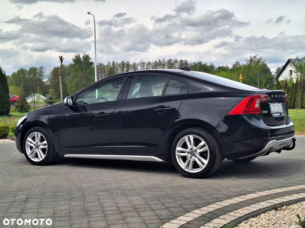 Volvo S60 T3 Edition Pro - 11