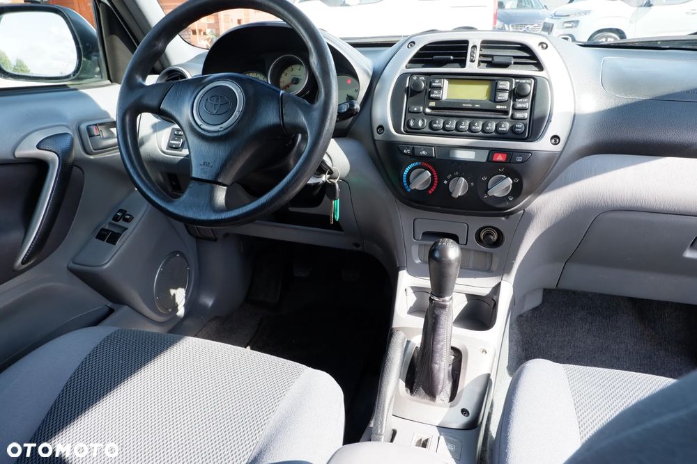 Toyota RAV4 D-4D 4x4 - 4
