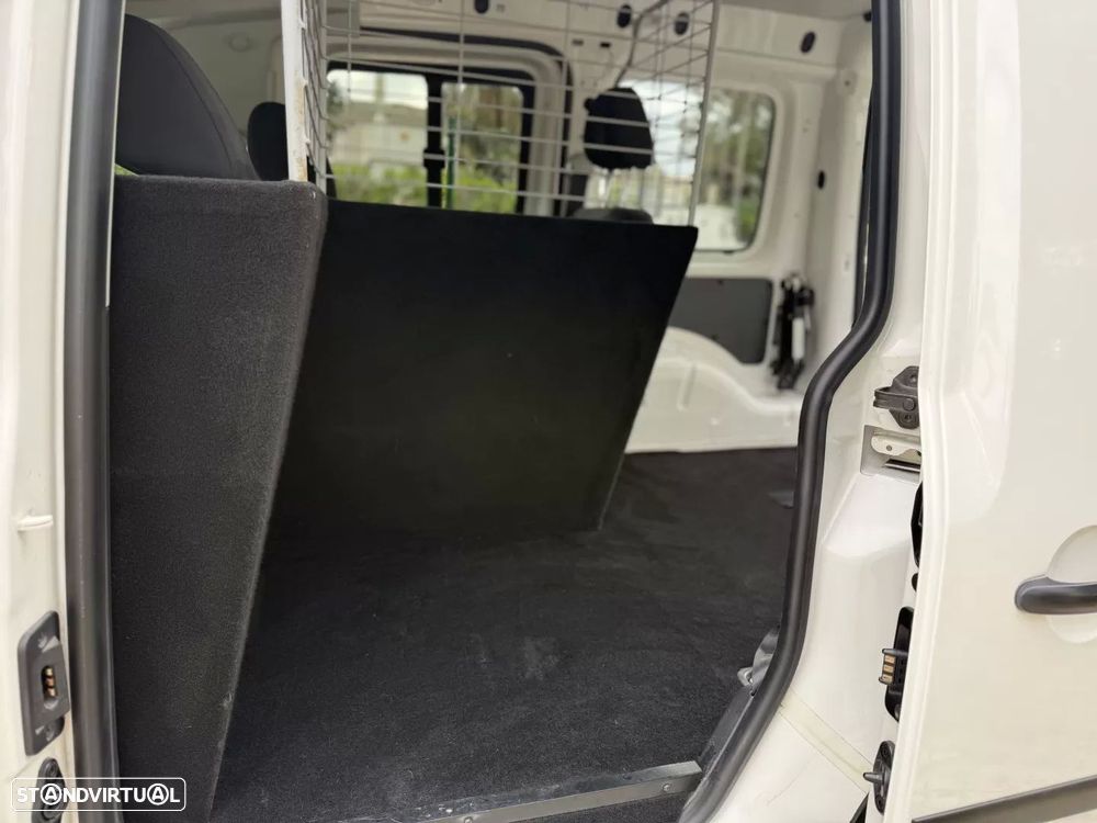 VW cadu kingcab 2.0tdi 102cv 3lugares - 21