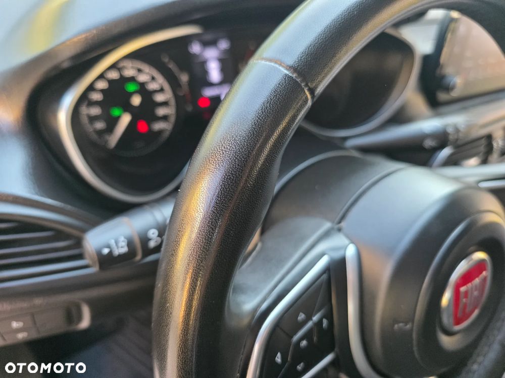 Fiat Tipo 1.0 T3 Garmin - 24