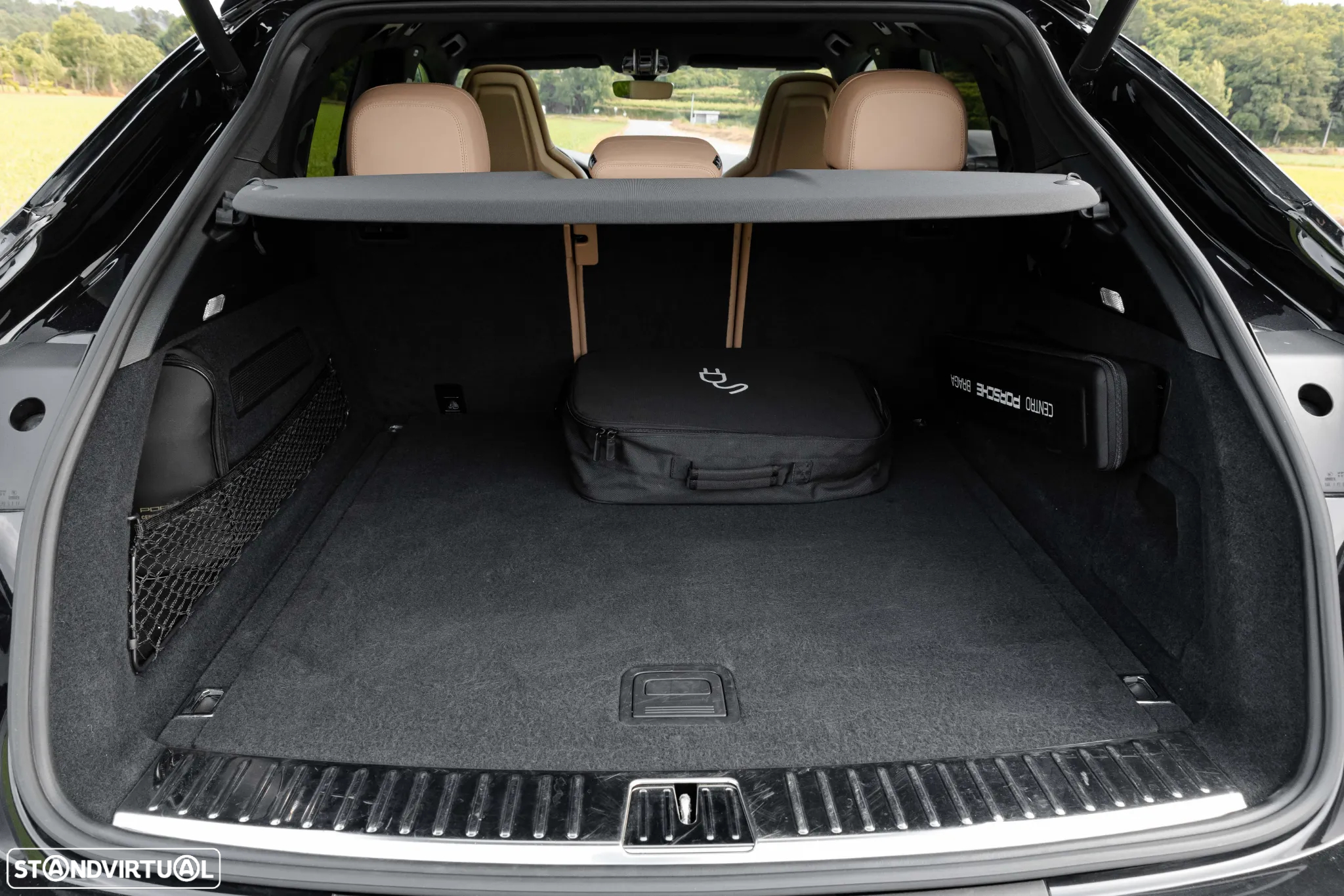 Porsche Cayenne Coupé E-Hybrid - 31