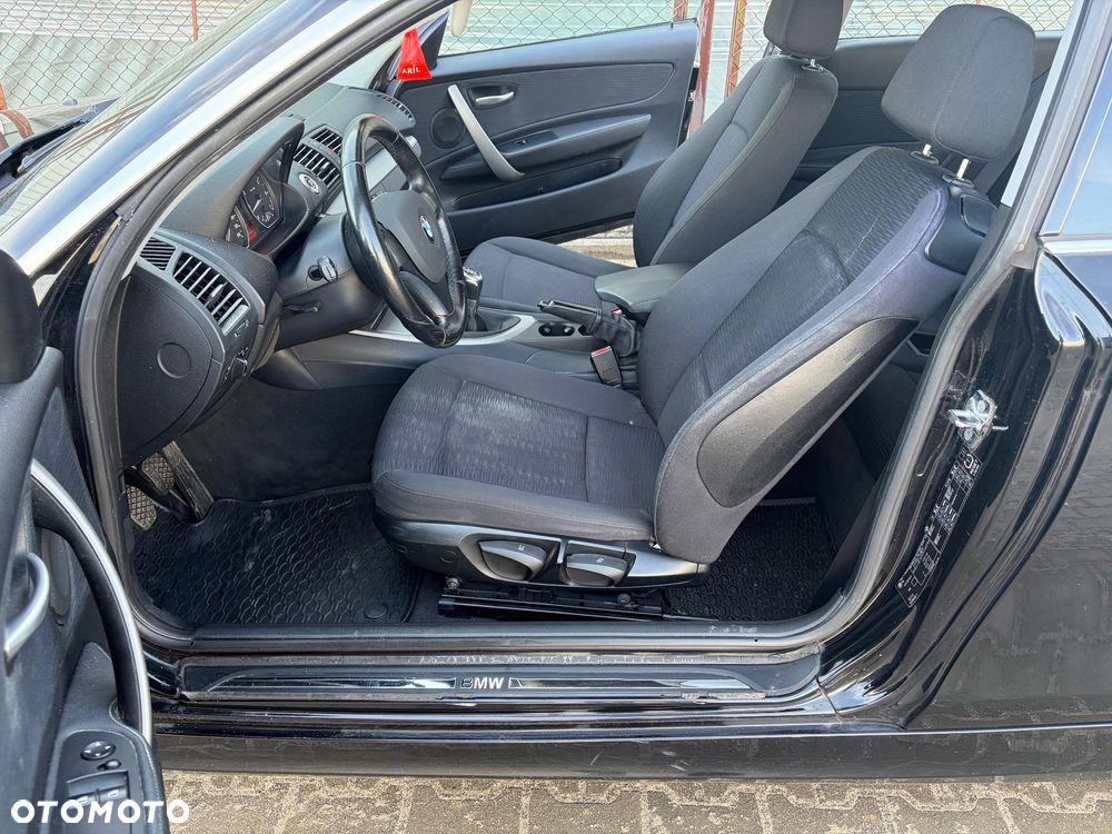 BMW Seria 1 - 17