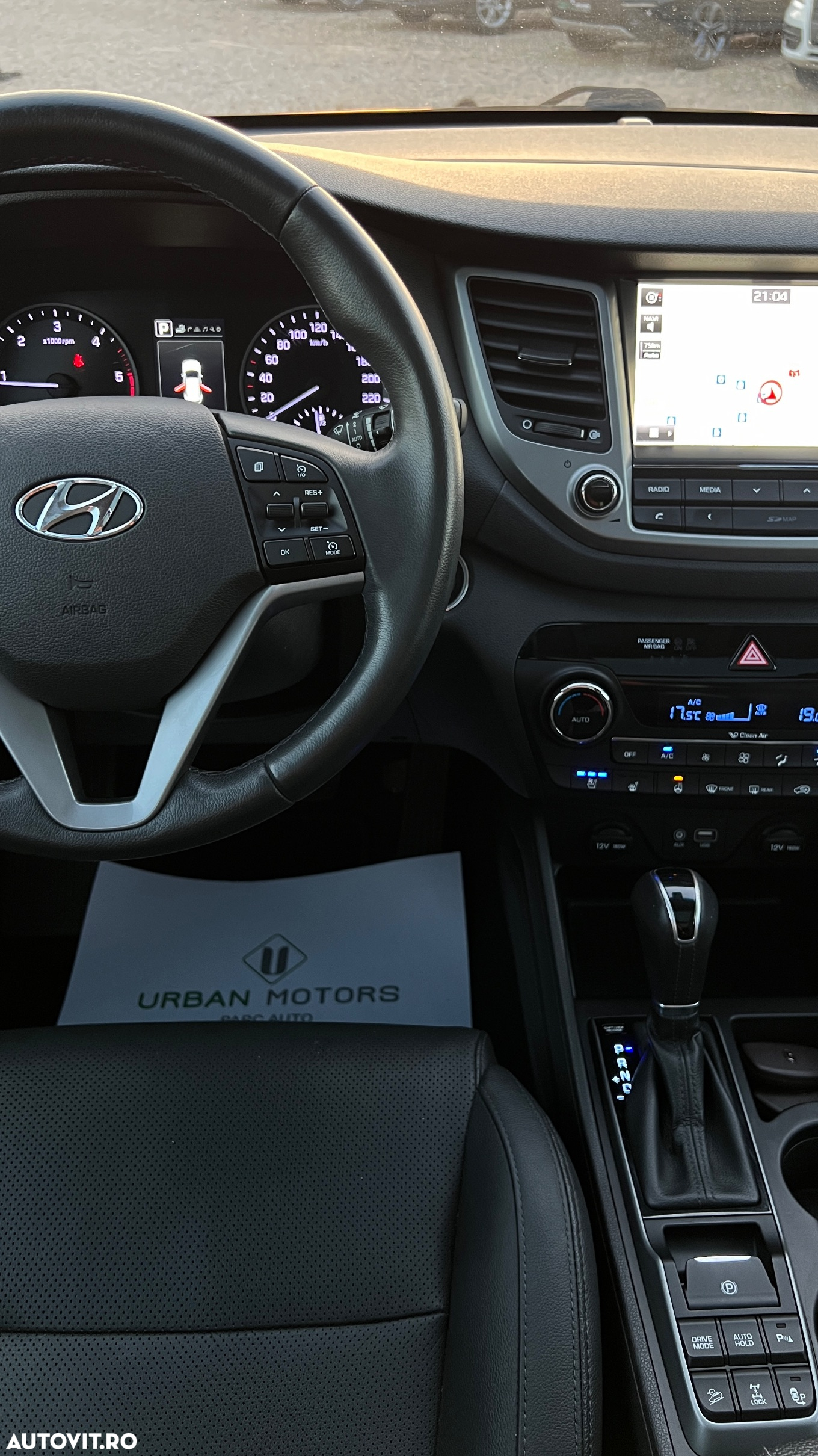 Hyundai Tucson 2.0 CRDI 4WD Automatik Premium - 30