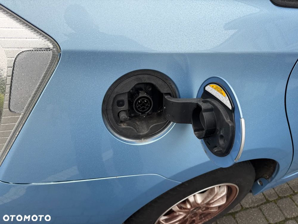 Toyota Prius Plug-in 1.8 HSD Prestige - 8