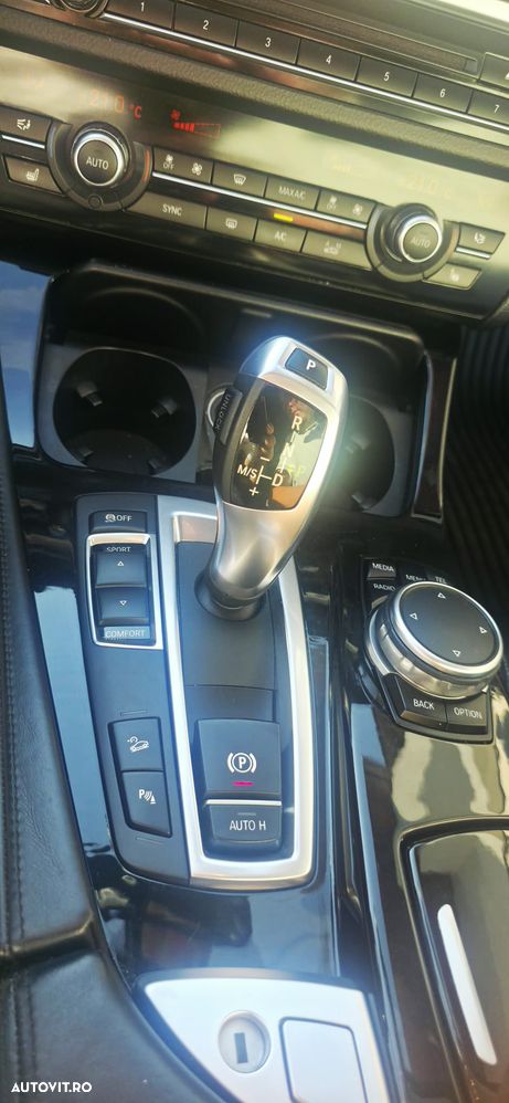 BMW Seria 5 520d xDrive AT - 9