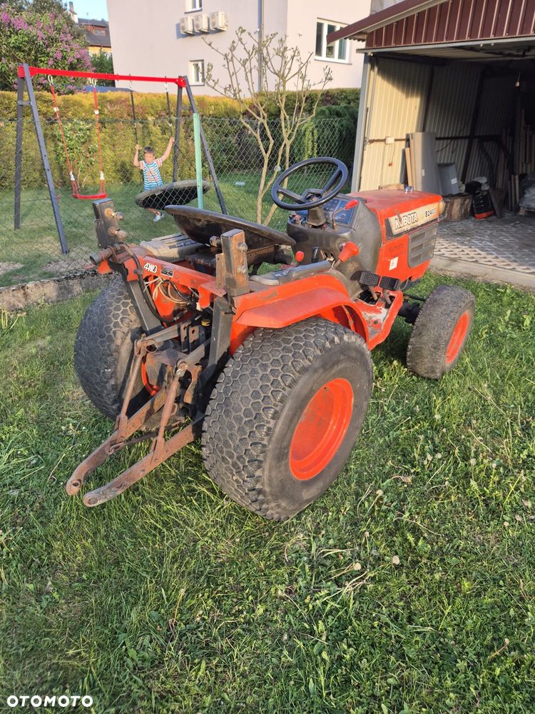Kubota B2400 - 5
