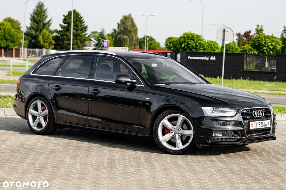 Audi A4 Avant 2.0 TDI DPF quattro S tronic S line Sportpaket - 4