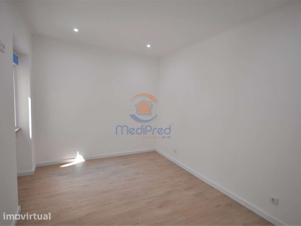 Apartamento T1+1 Totalmente Remodelado | Reboleira, Amadora - Grande imagem: 4/7