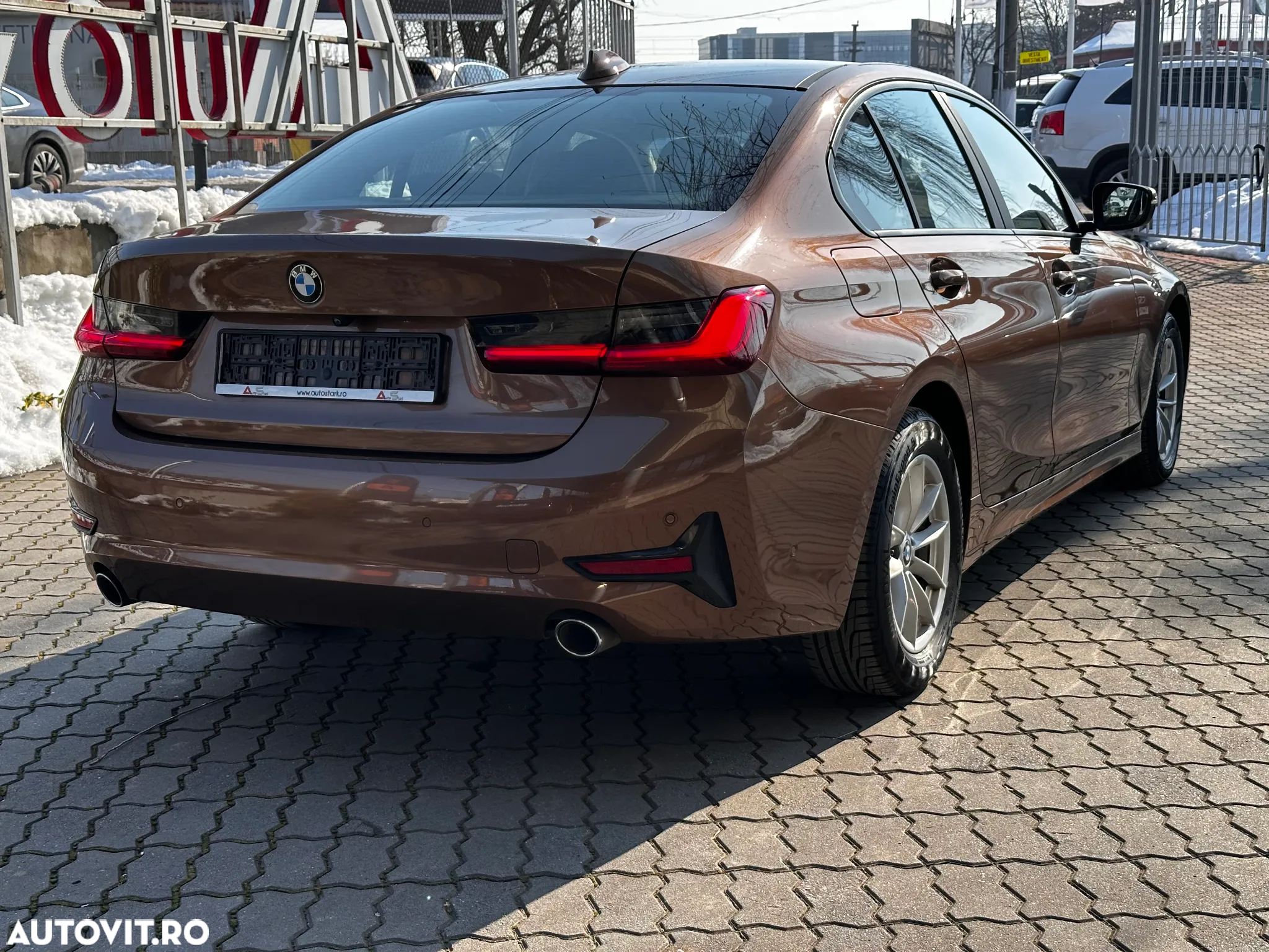 BMW Seria 3 318d Aut. - 7