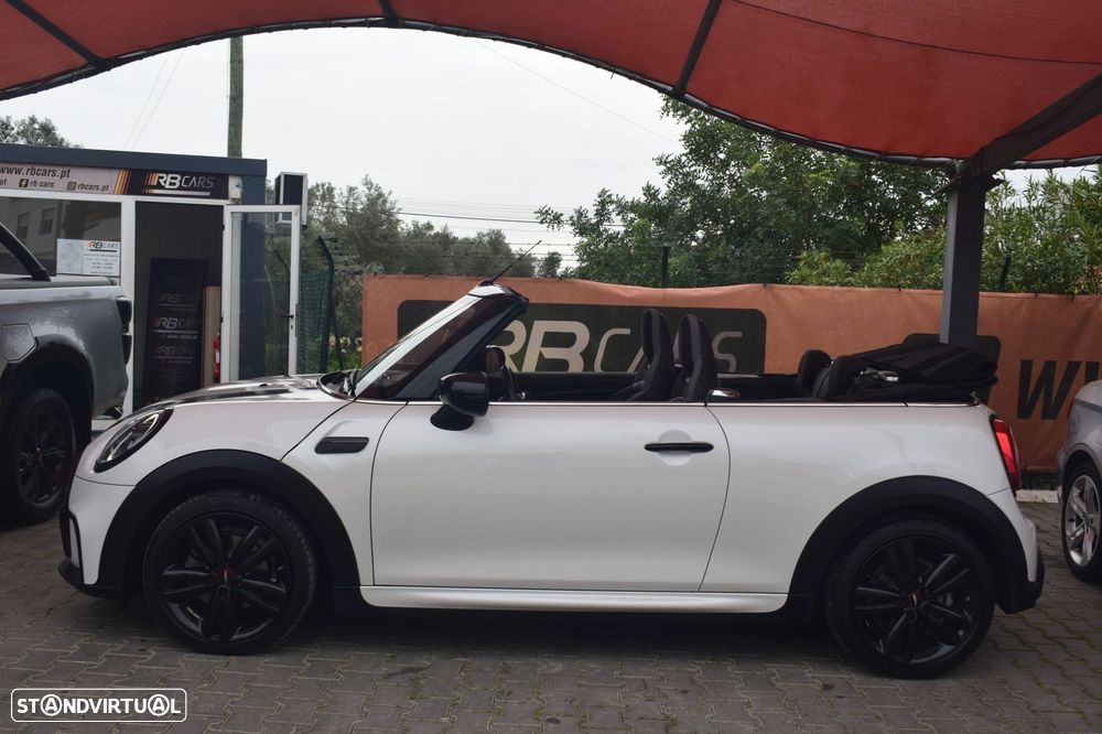 MINI Cabrio Cooper Premium JCW Auto - 4
