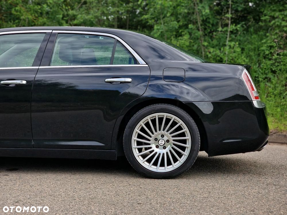 Lancia Thema 3.6 Executive - 21