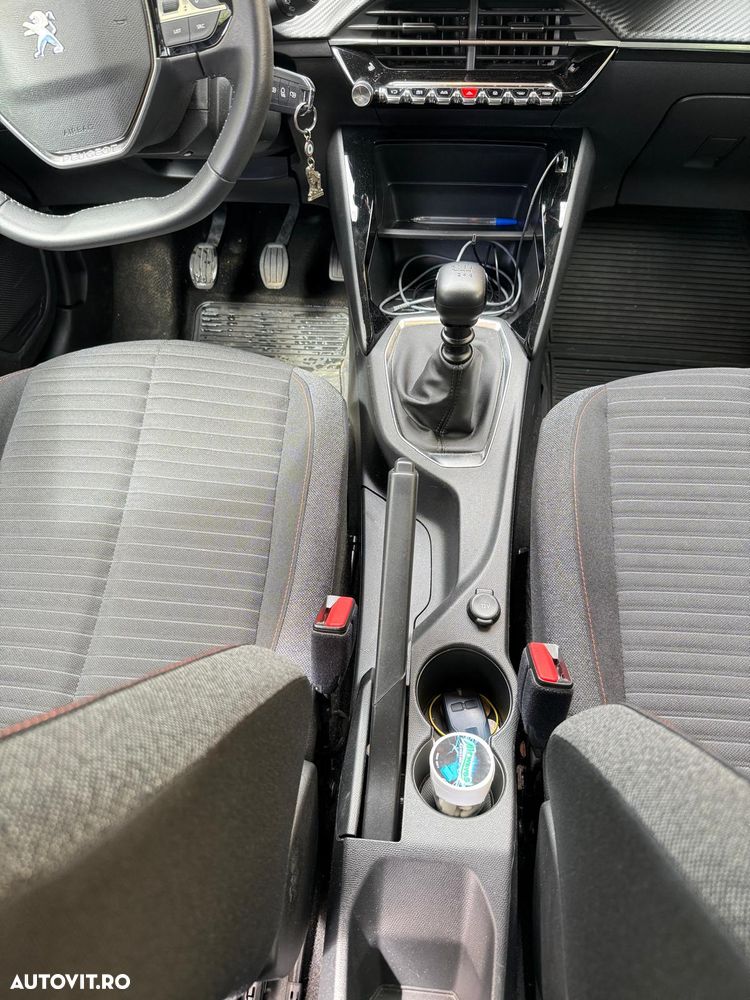 Peugeot 208 1.2 L PureTech STT Active Pack - 6