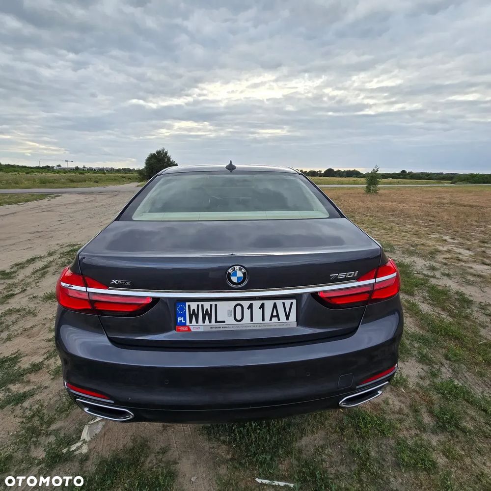 BMW Seria 7 750Li Edition Exclusive - 7