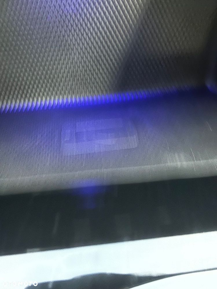 Volkswagen Golf 2.0 TSI OPF DSG GTI - 25