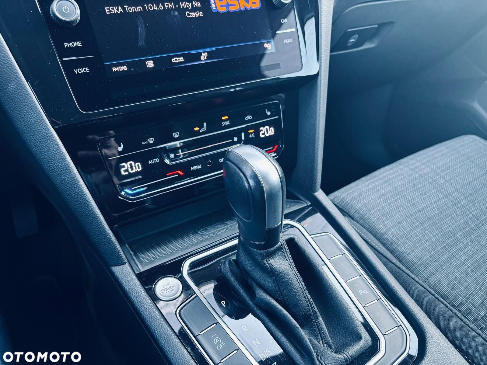 Volkswagen Passat 2.0 TDI Business DSG - 32