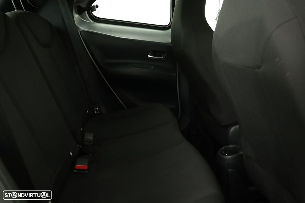 Toyota Aygo 1.0 X-Play - 20