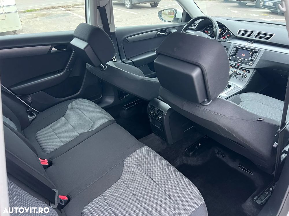 Volkswagen Passat 2.0 TDI BlueMotion Technology DSG Comfortline - 21