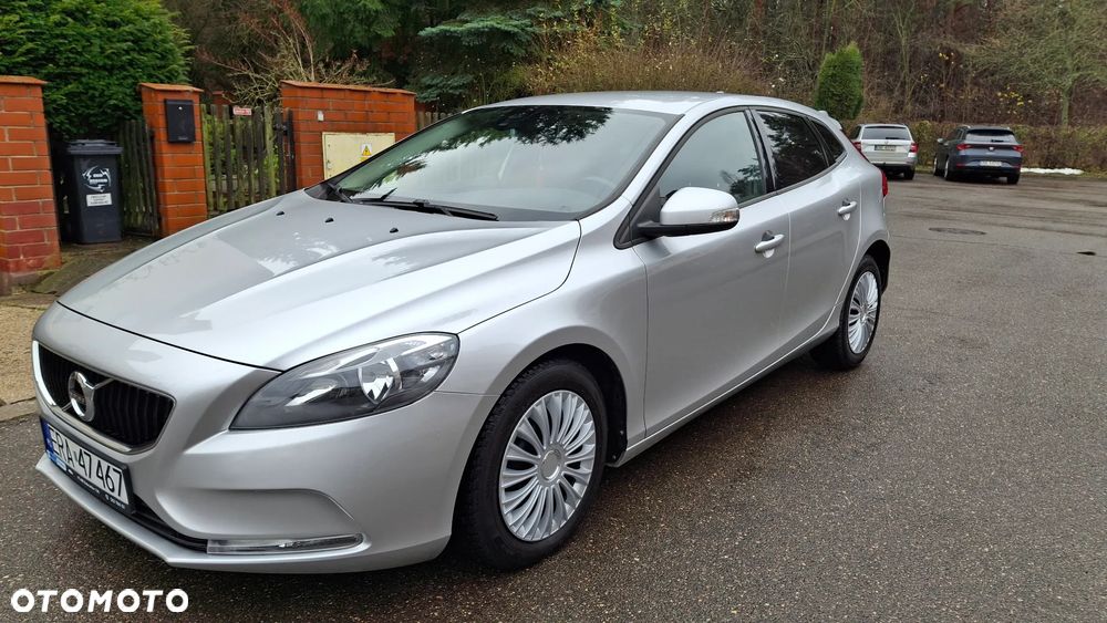 Volvo V40 D2 Kinetic - 26
