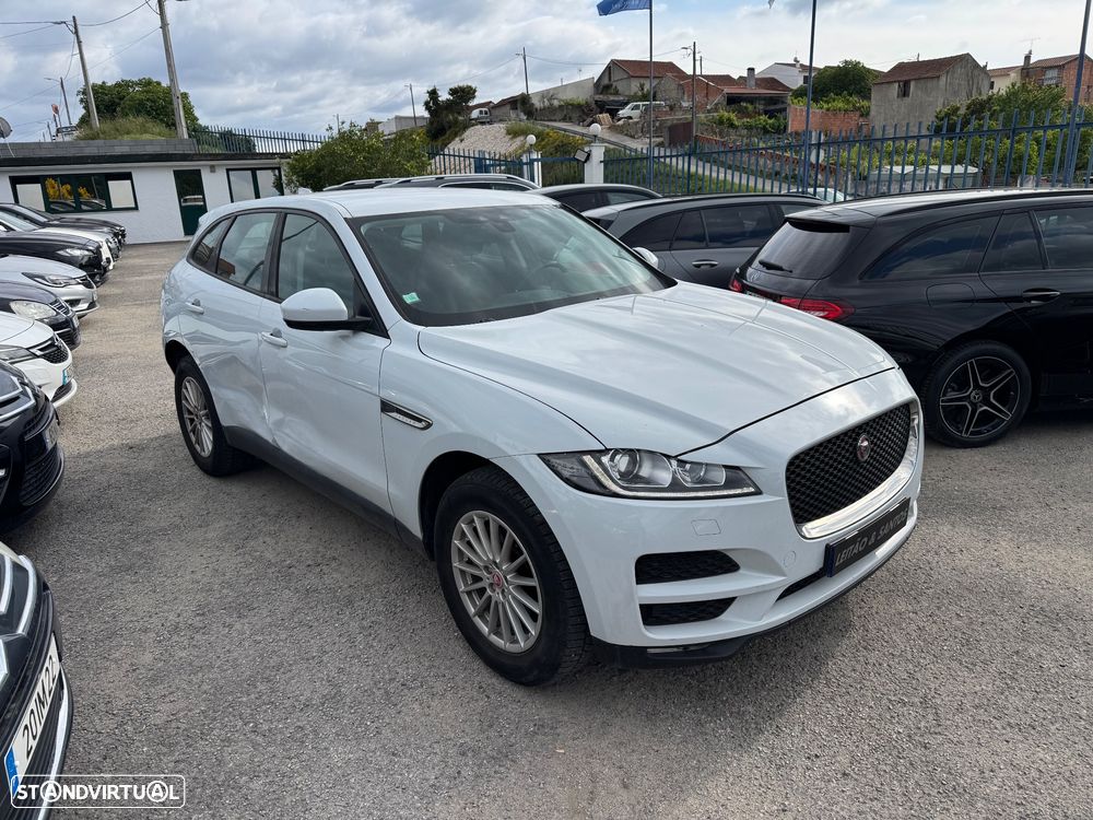 Jaguar F-Pace 2.0 i4D Pure - 25