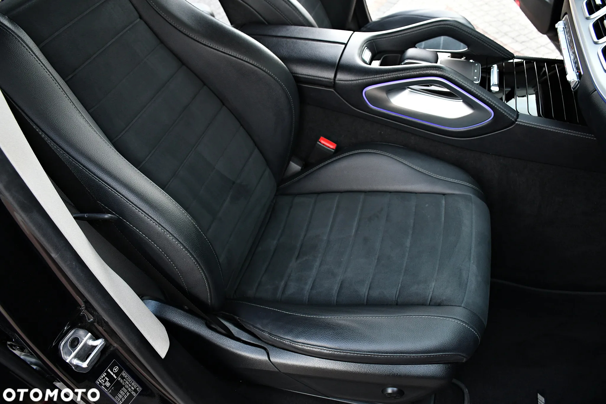 Mercedes-Benz GLE - 22