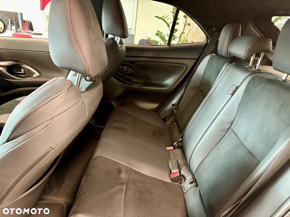 Toyota Yaris Cross Hybrid 1.5 GR Sport - 11
