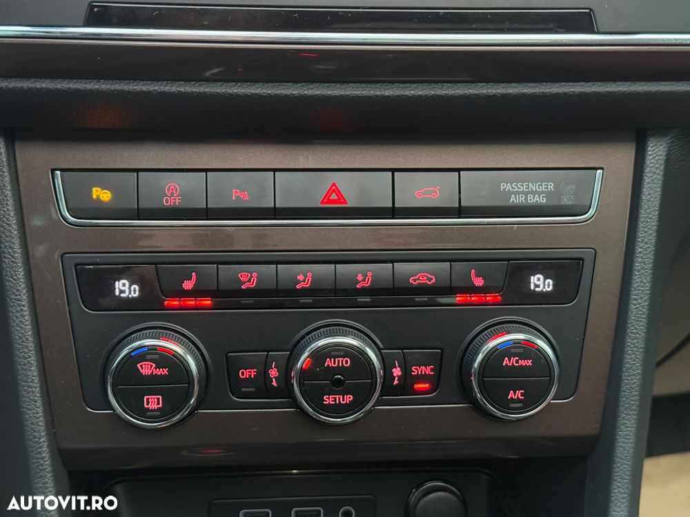 Seat Ateca 2.0 TDI 4DRIVE DSG XCELLENCE - 26