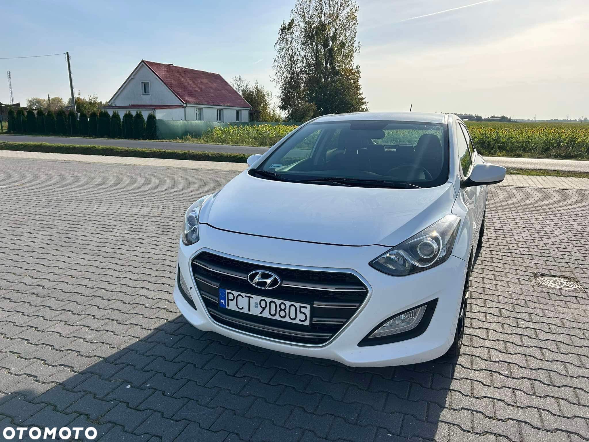 Hyundai i30 1.6 CRDi Classic - 1