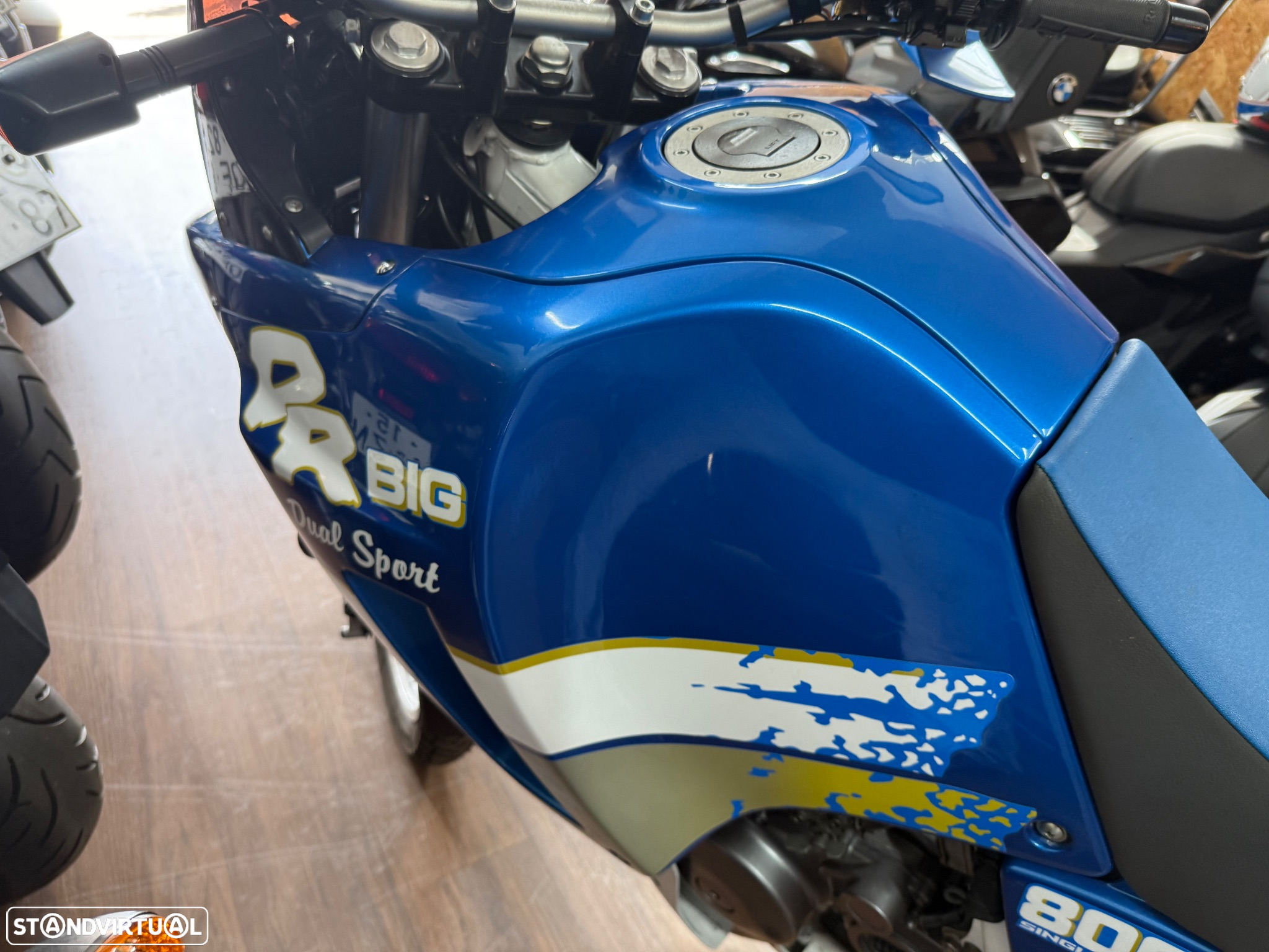 Suzuki DR 800 S Big - 8