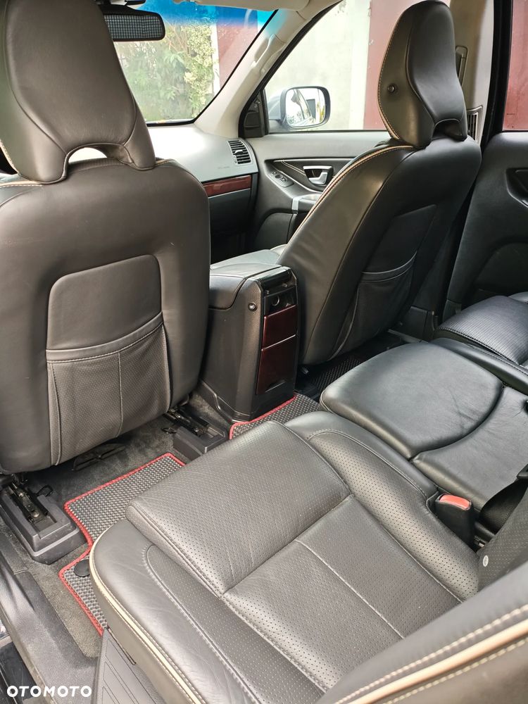 Volvo XC 90 - 9