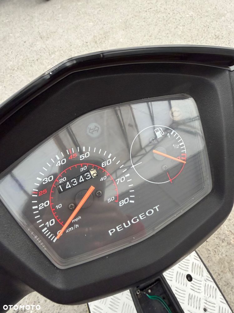 Peugeot Street Zone - 4