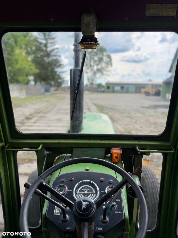 John Deere 3120 - 15
