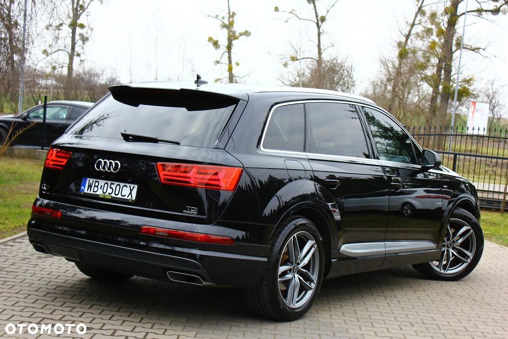 Audi Q7 - 11