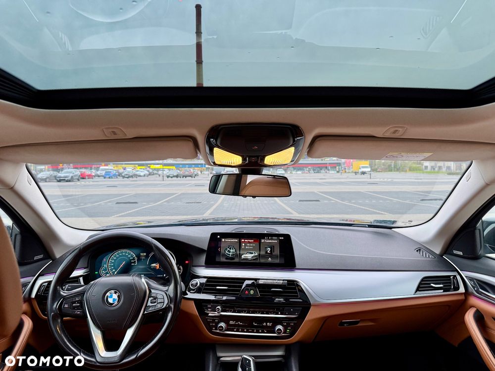 BMW Seria 5 520d - 13