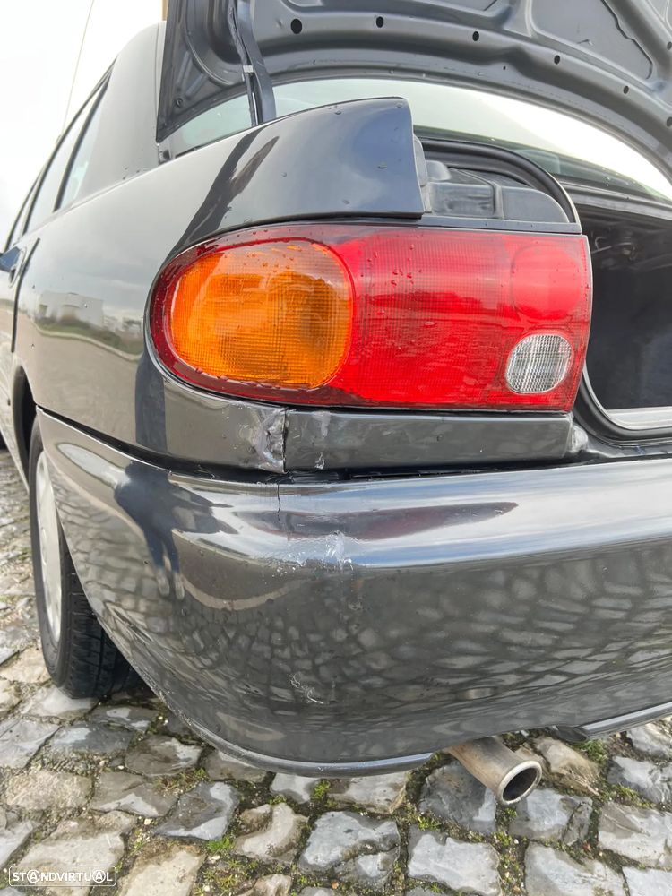 Mitsubishi Lancer 1300 GLXi - 56