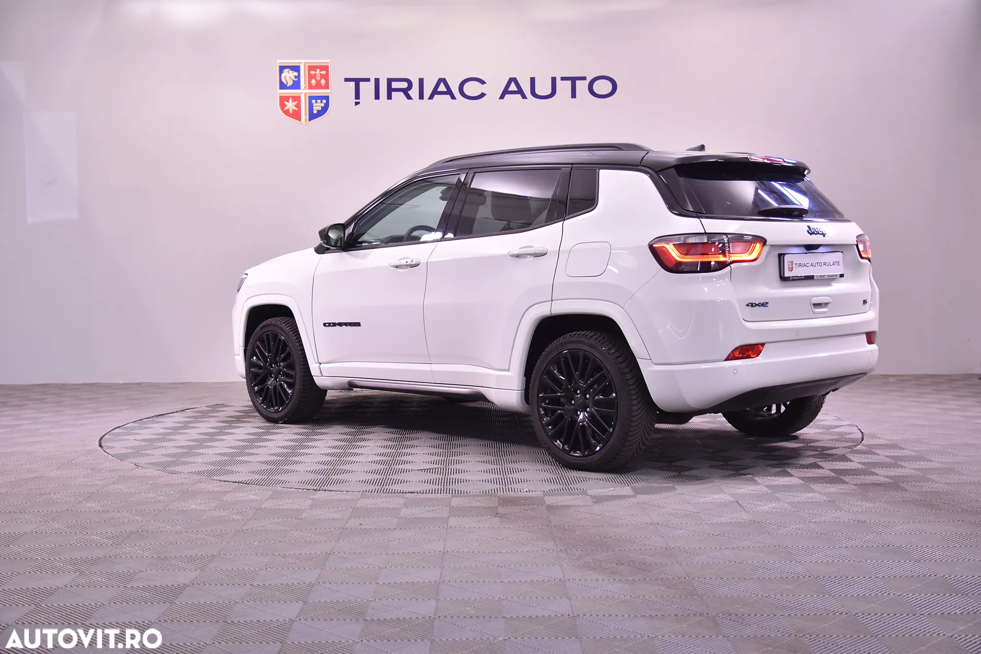 Jeep Compass - 3