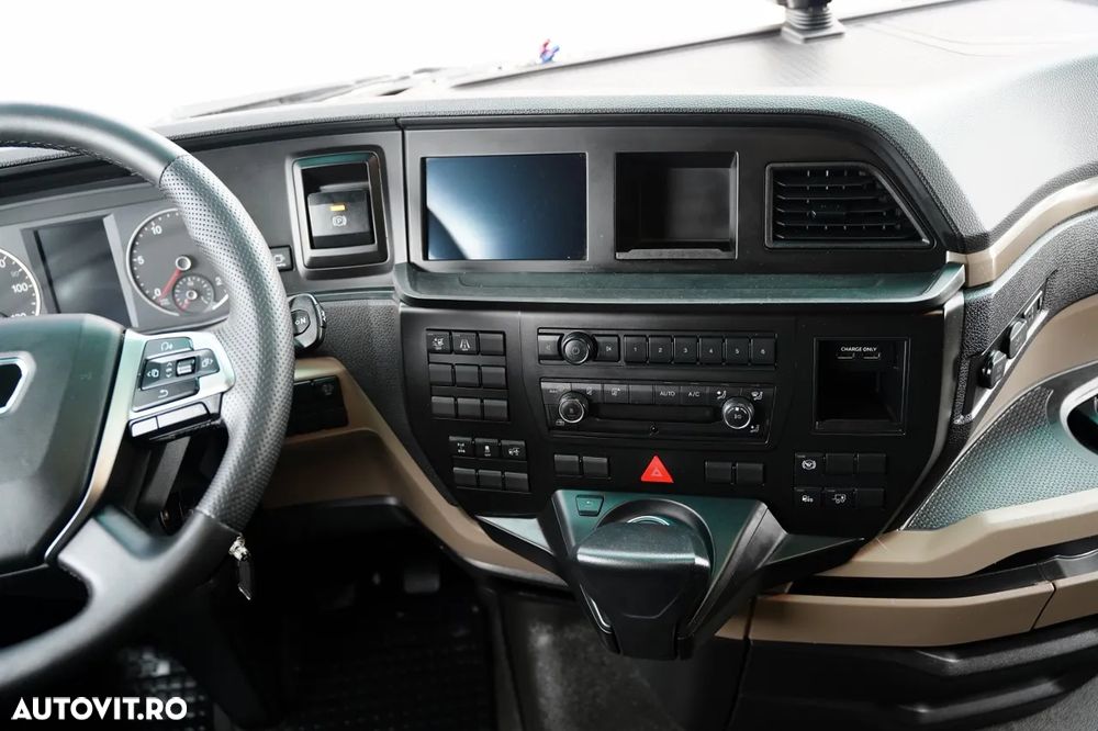 MAN TGX 18.470 / MEGA / PLATĂ JOSĂ / NAVI RIO / EURO 6 - 30