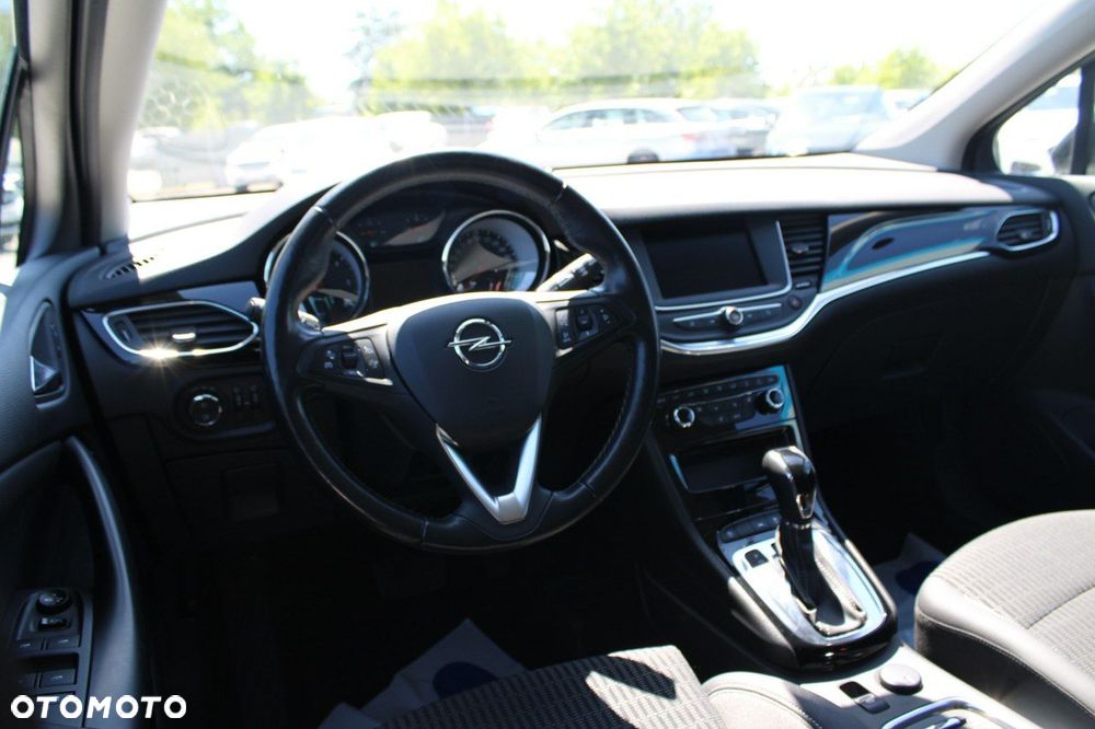 Opel Astra - 16