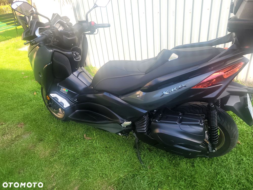 Yamaha X-max - 17