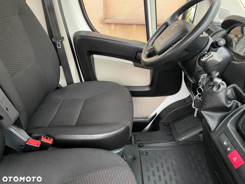 Peugeot Boxer Doka Brygadówka - 21