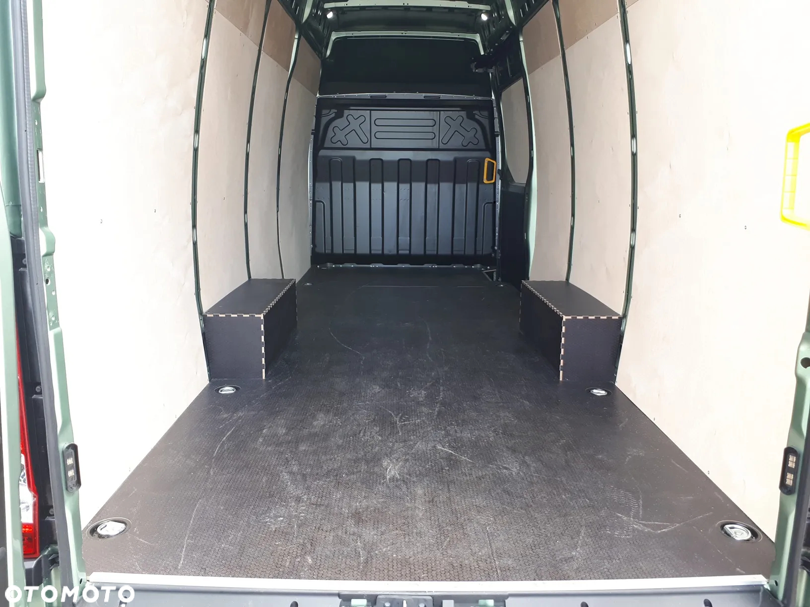 Iveco Daily 35S18HA8V/P,  zawieszenie AirPro, - 6