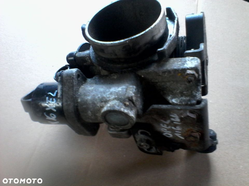 OPEL 1,6 16V przepustnica silniczek krokowy X16XEL - 1
