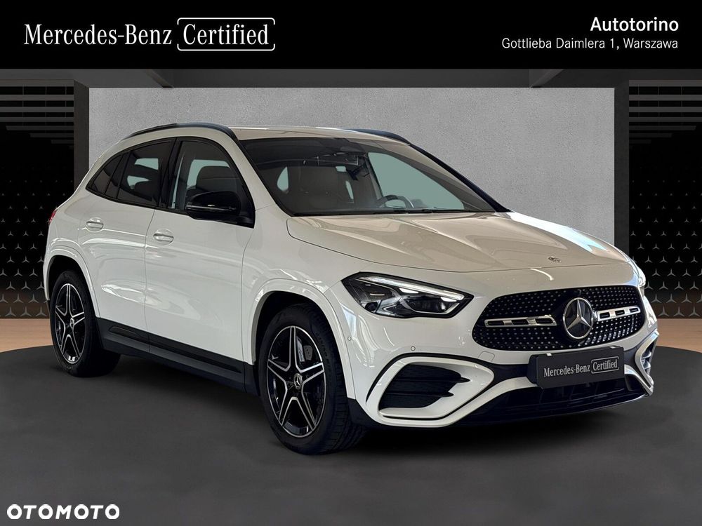 Mercedes-Benz GLA - 8