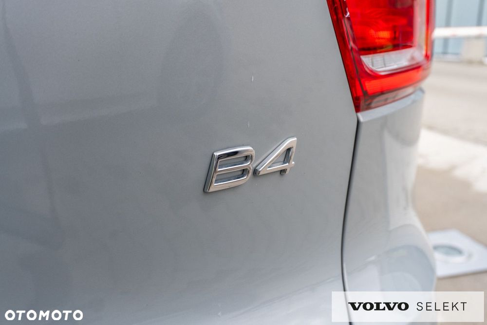 Volvo XC 40 - 25