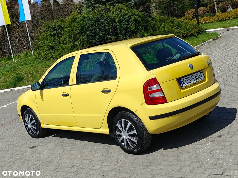 Skoda Fabia 1.2 HTP Sport - 16