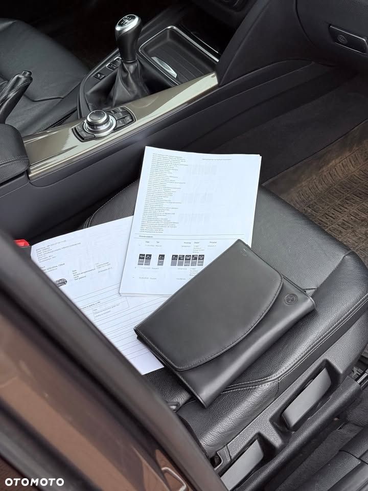 BMW Seria 3 320d xDrive - 15