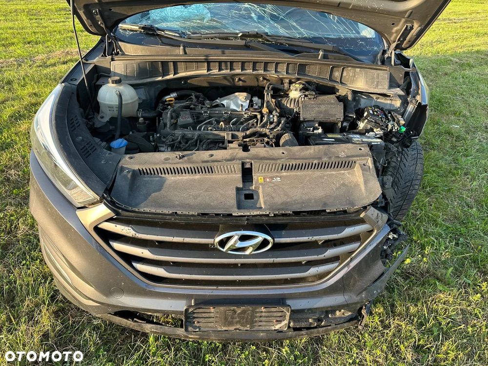 Hyundai Tucson 2.0 CRDi 4WD Advantage - 2
