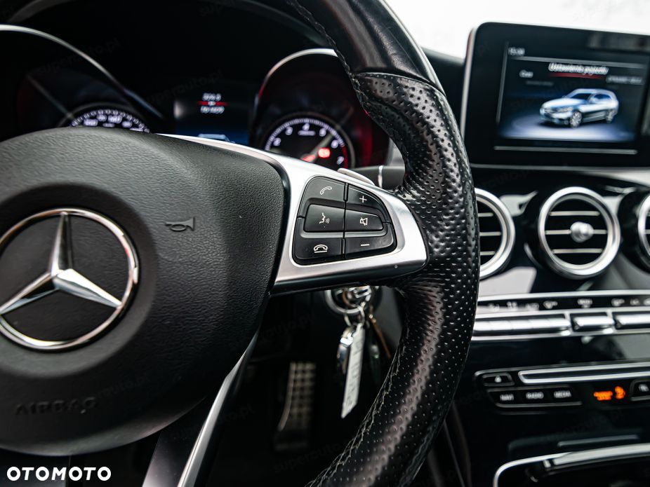Mercedes-Benz Klasa C 300 9G-TRONIC - 17
