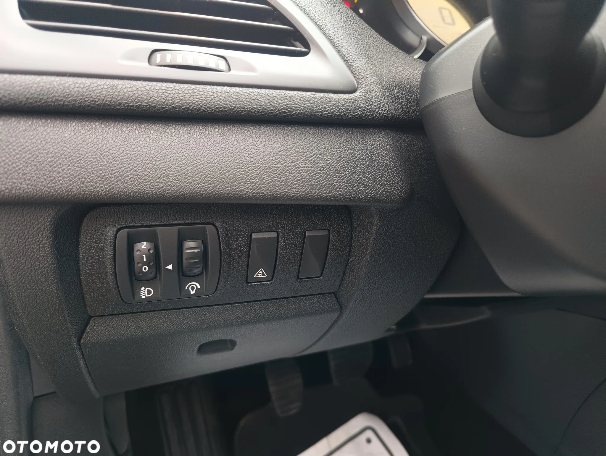 Renault Megane 1.6 16V 100 Authentique - 11