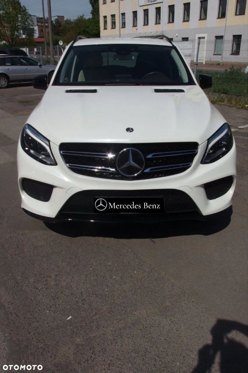 Mercedes-Benz GLE 350 d 4-Matic - 1
